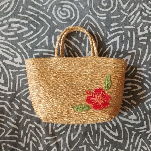 Roxy Handbags - Roxy Tote ~ Like New!